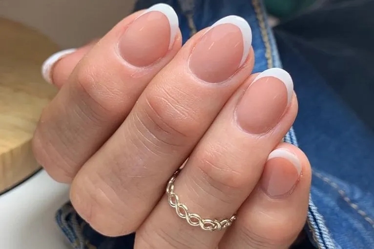 Uñas en Roquetas de Mar